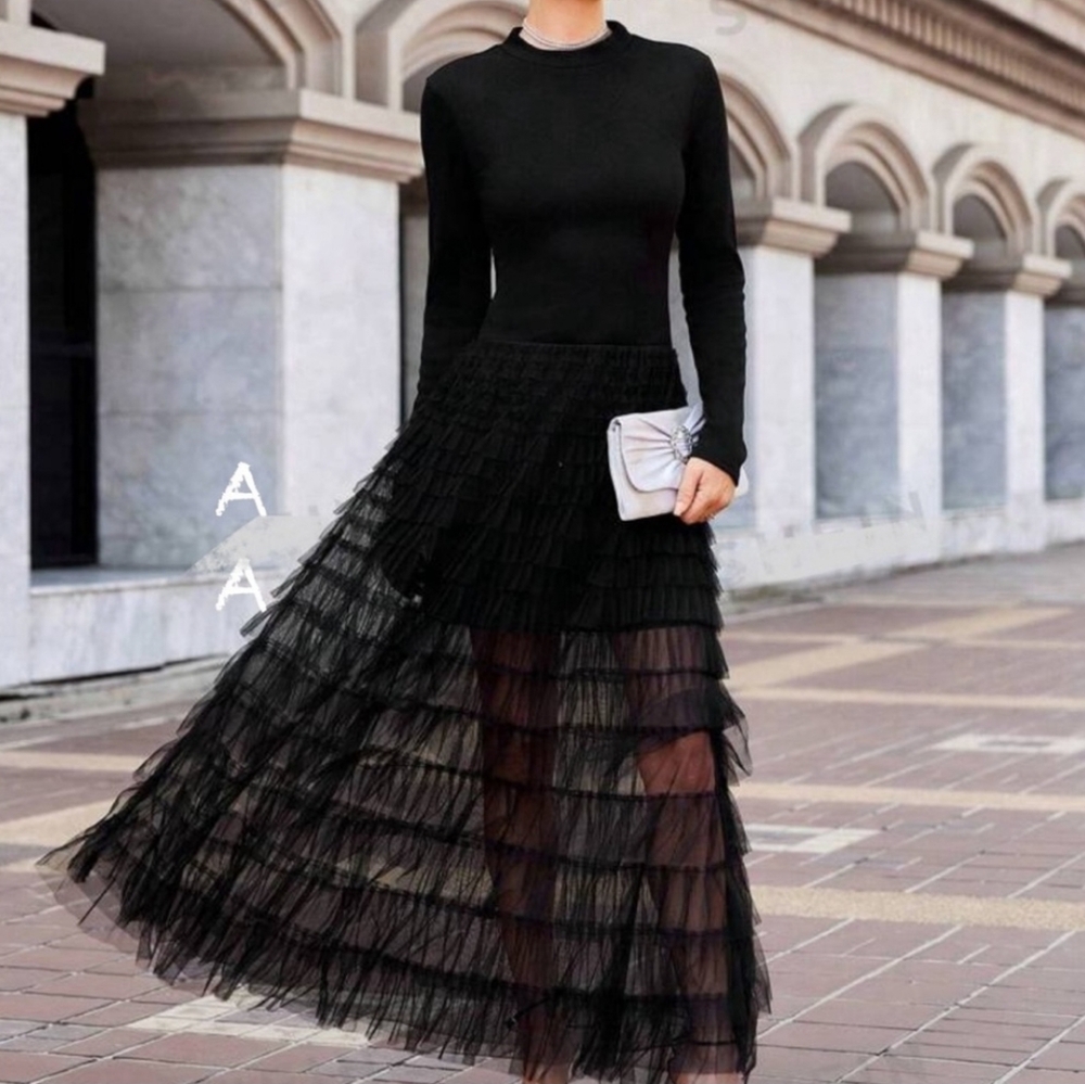 Anewsta Nwt Black Knit Longsleeve Tulle Tiered Layers Maxidress